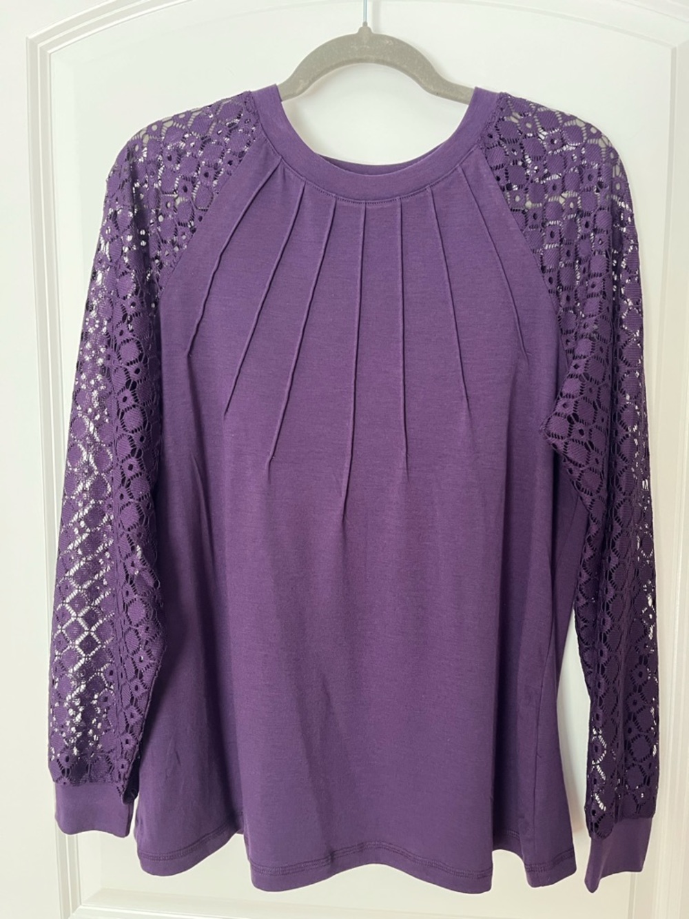 Women’s Long Sleeve Purple Lace Sleeve Tee